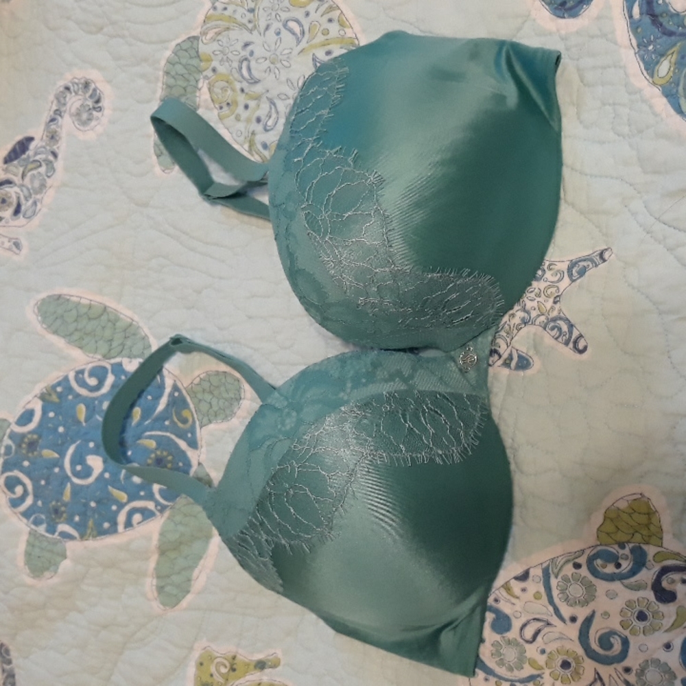 Victoria Secret Push-up Bra